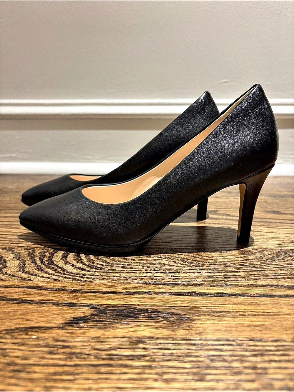 Cole Haan Grand Ambition black pumps heels. Size 6B. Like new.
